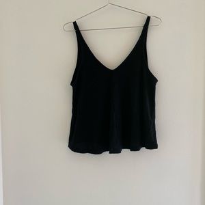 Dani V-Neck Tank Top Black